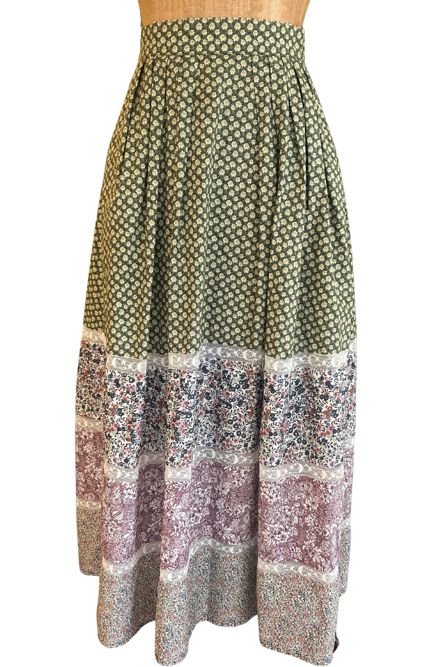 Amy Skirt CocoWolf Collab