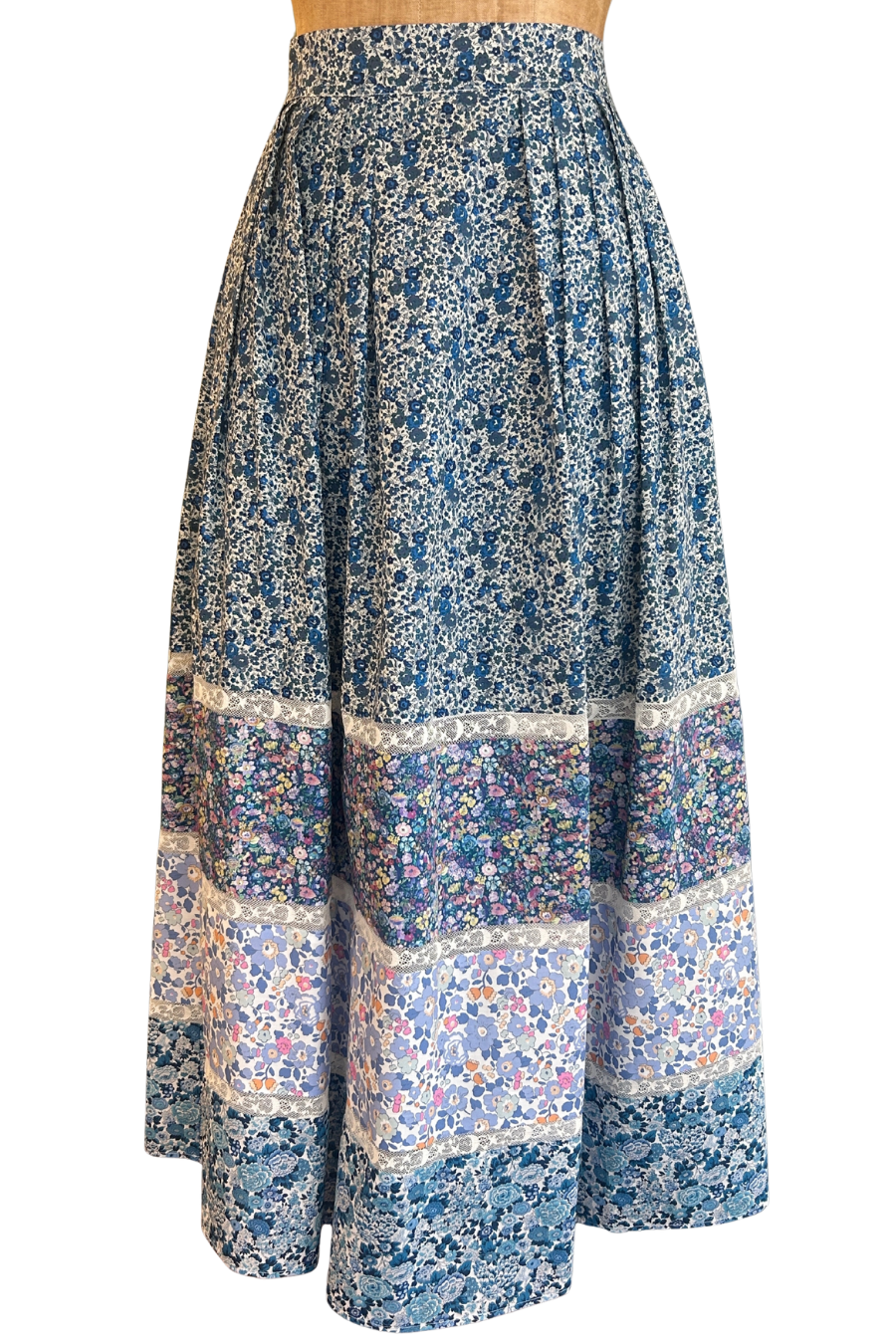 Amy Skirt CocoWolf Collab