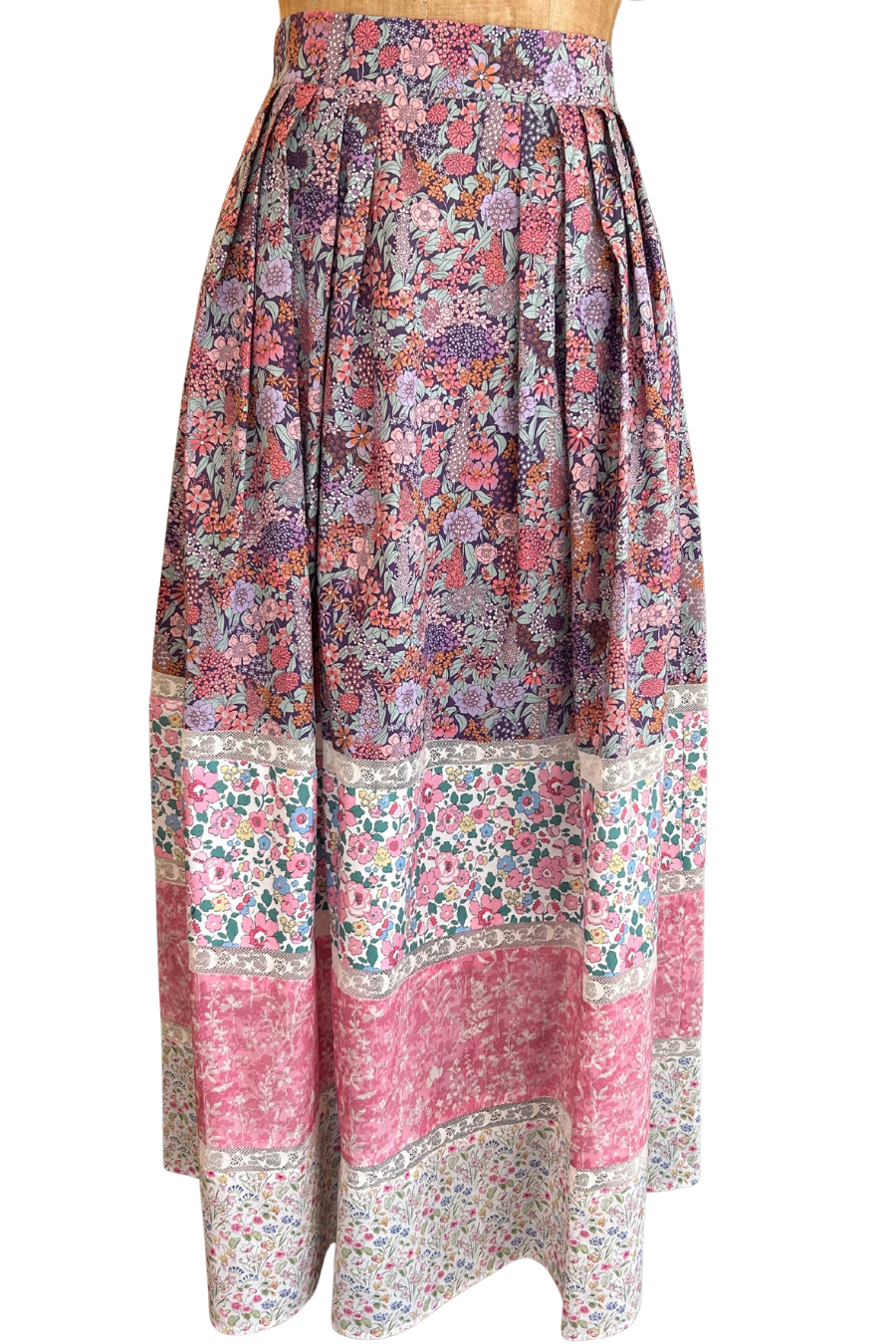Amy Skirt CocoWolf Collab