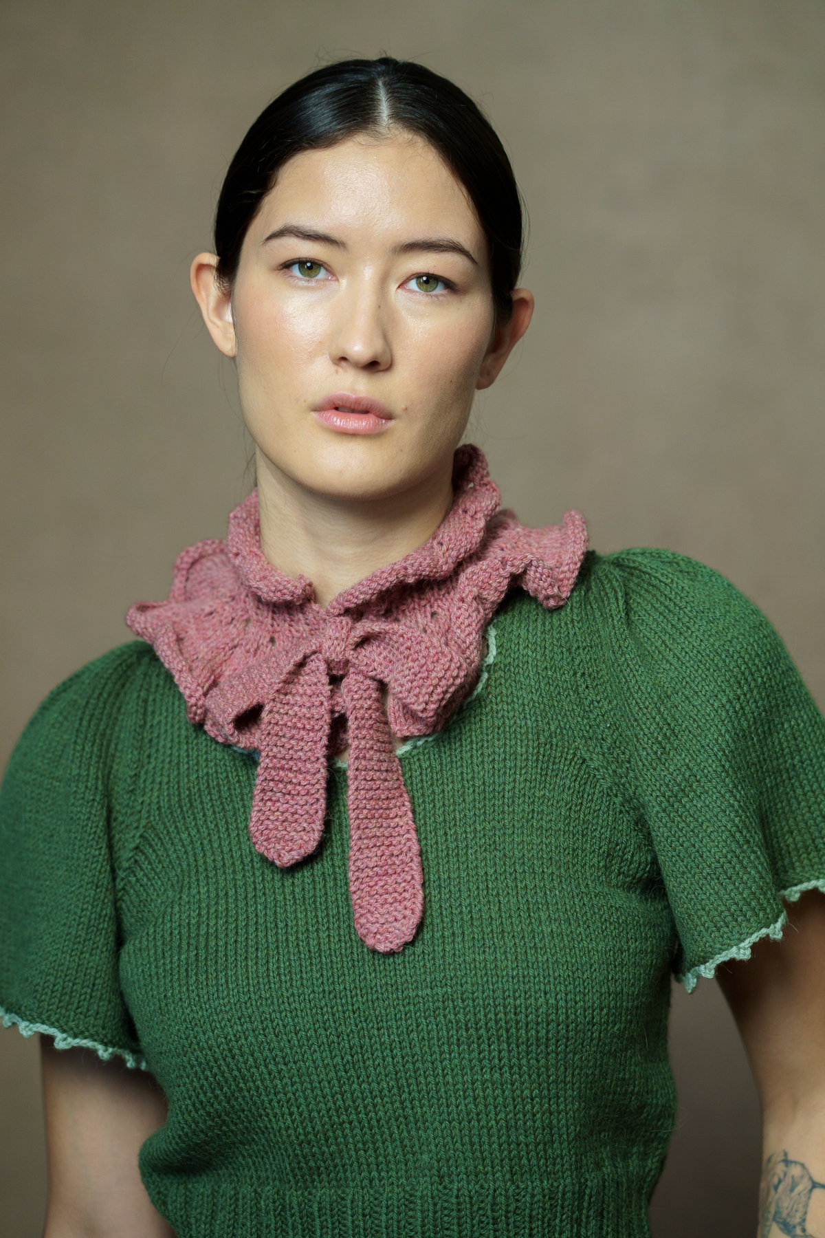 Rose Ruffle Collar