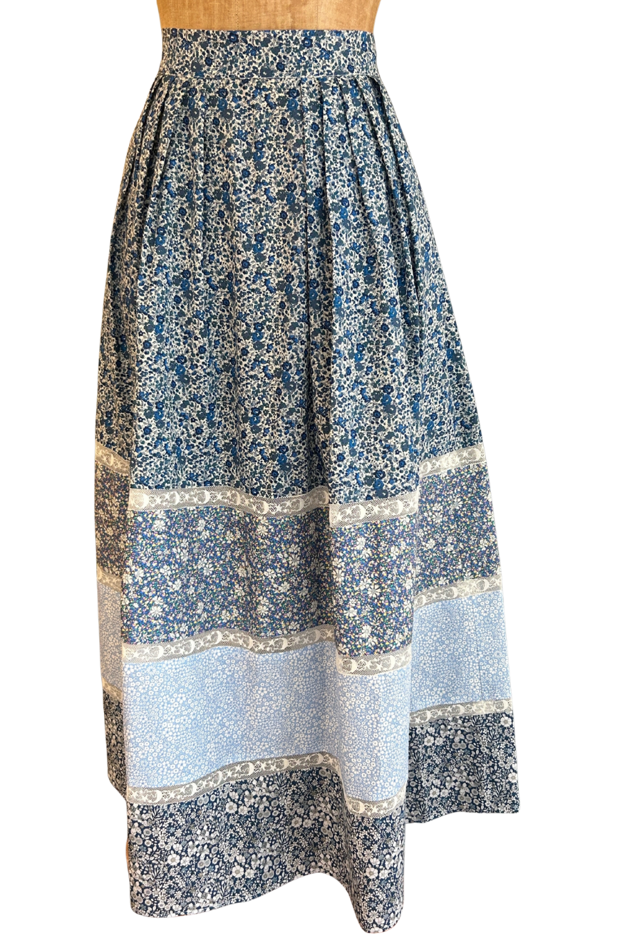 Amy Skirt CocoWolf Collab