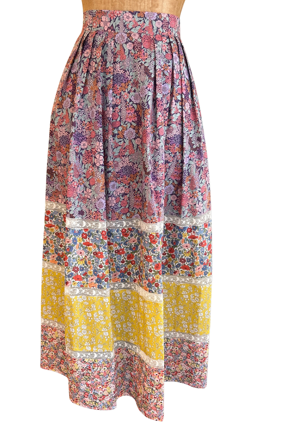 Amy Skirt CocoWolf Collab