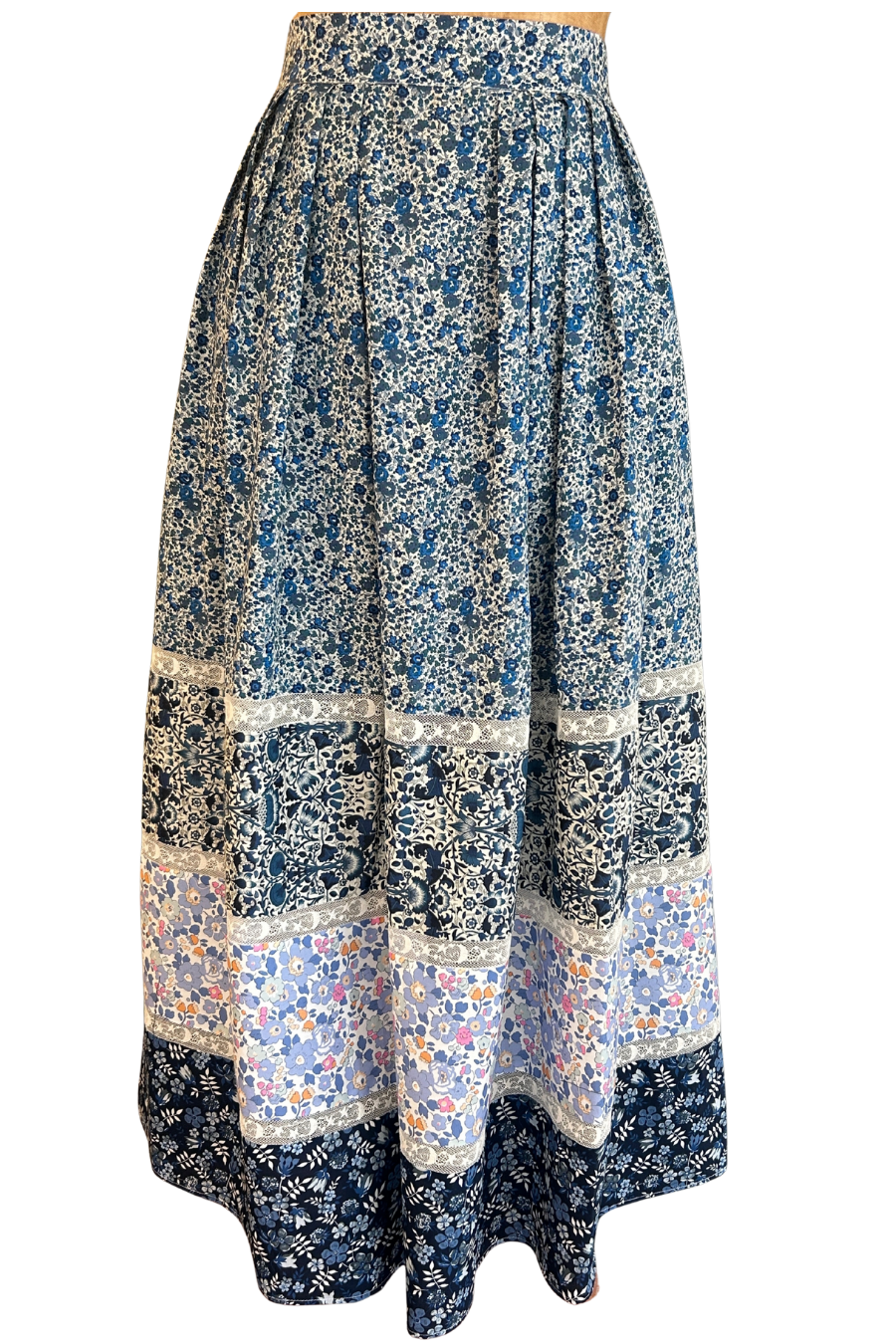 Amy Skirt CocoWolf Collab