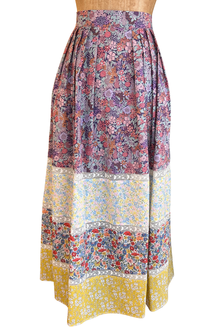 Amy Skirt CocoWolf Collab