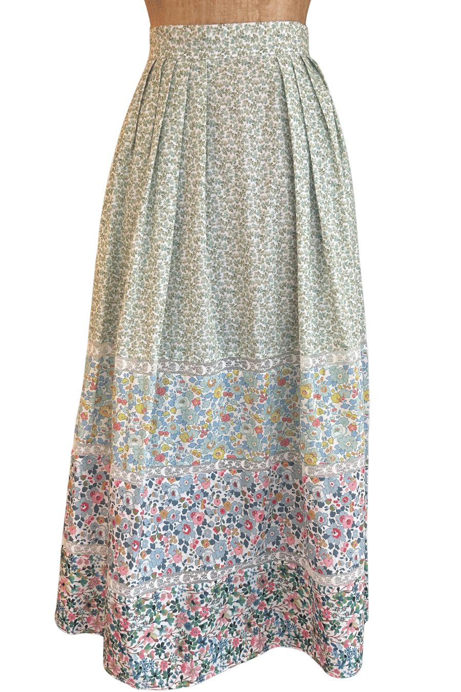 Amy Skirt CocoWolf Collab