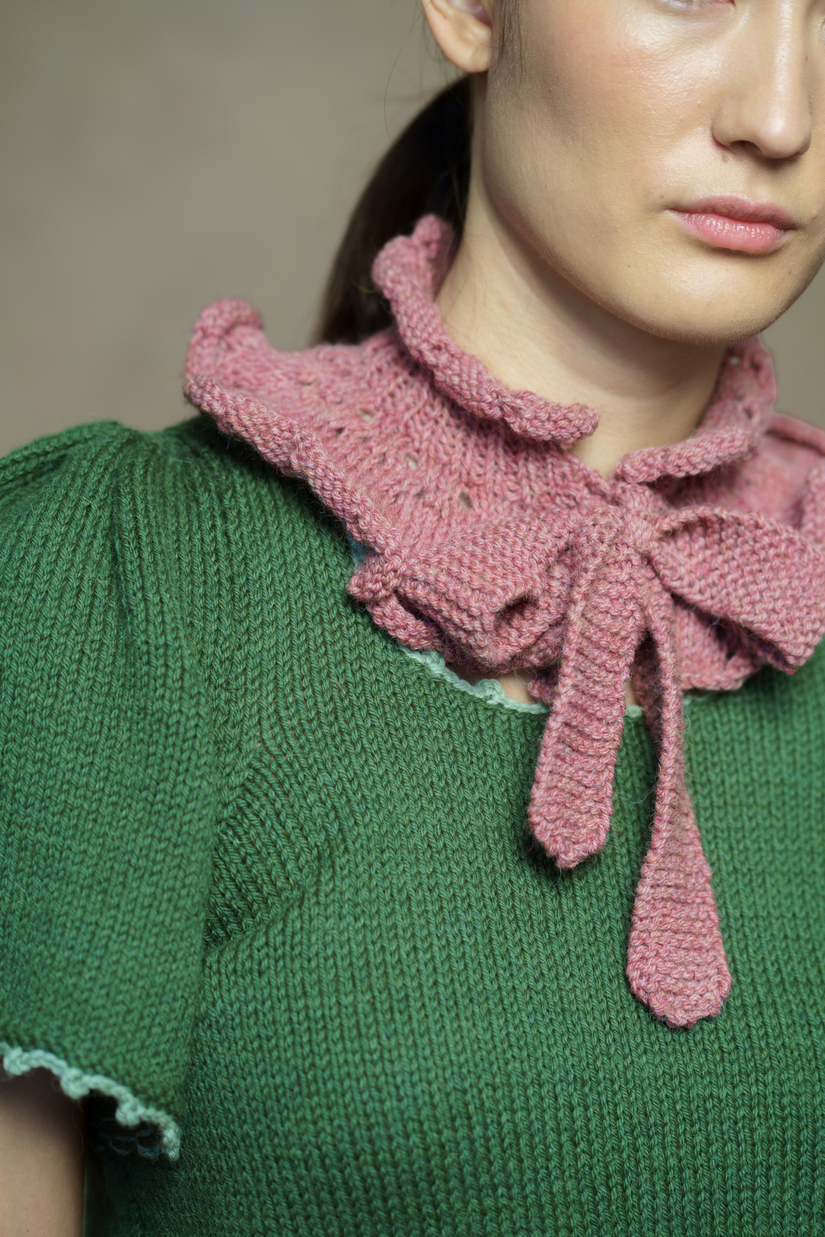 Rose Ruffle Collar