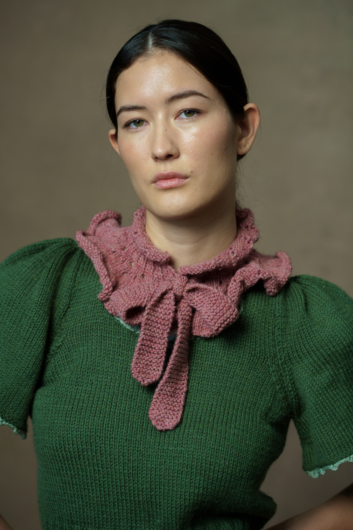 Rose Ruffle Collar