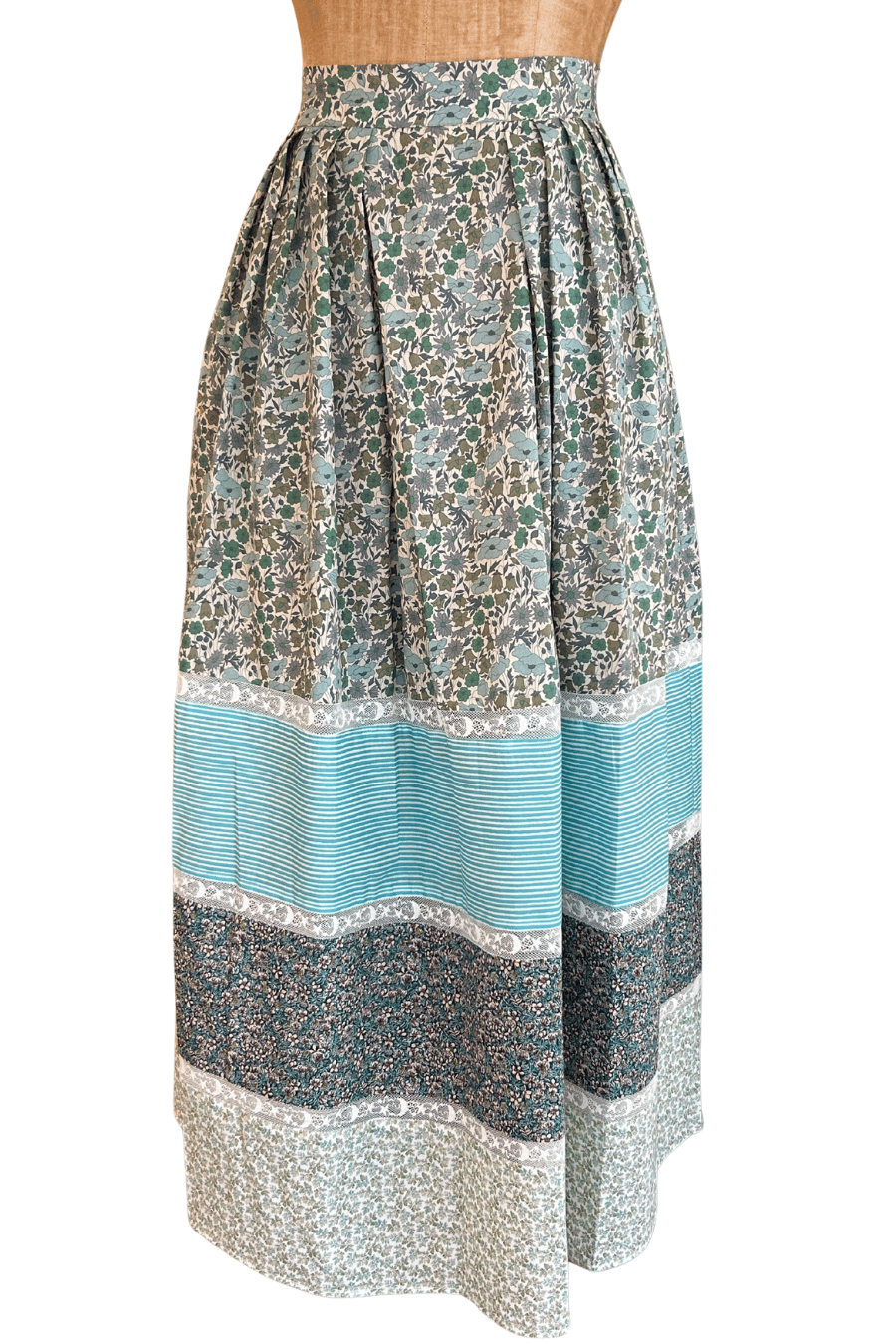 Amy Skirt CocoWolf Collab