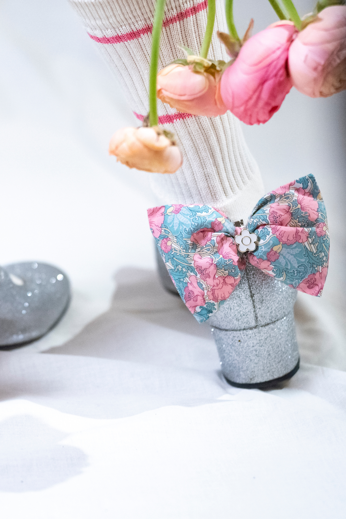 OP X MQ Shoe Bows
