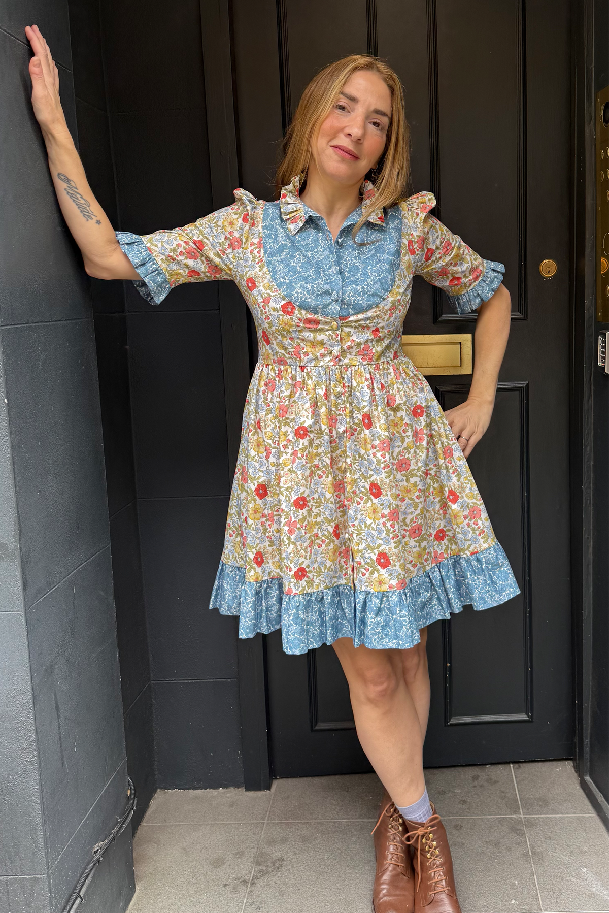 Tania Dress Short - Larissa Rose
