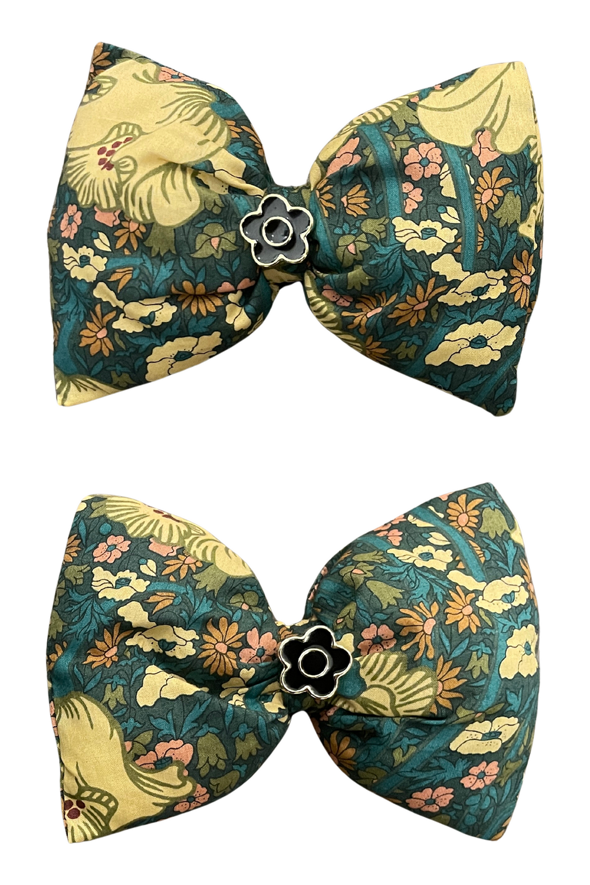 OP X MQ Shoe Bows