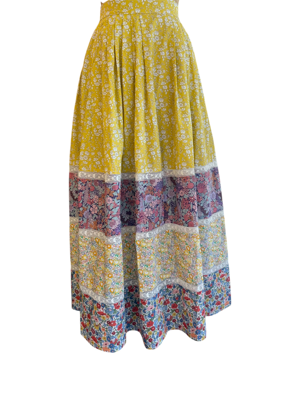 Amy Skirt CocoWolf Collab