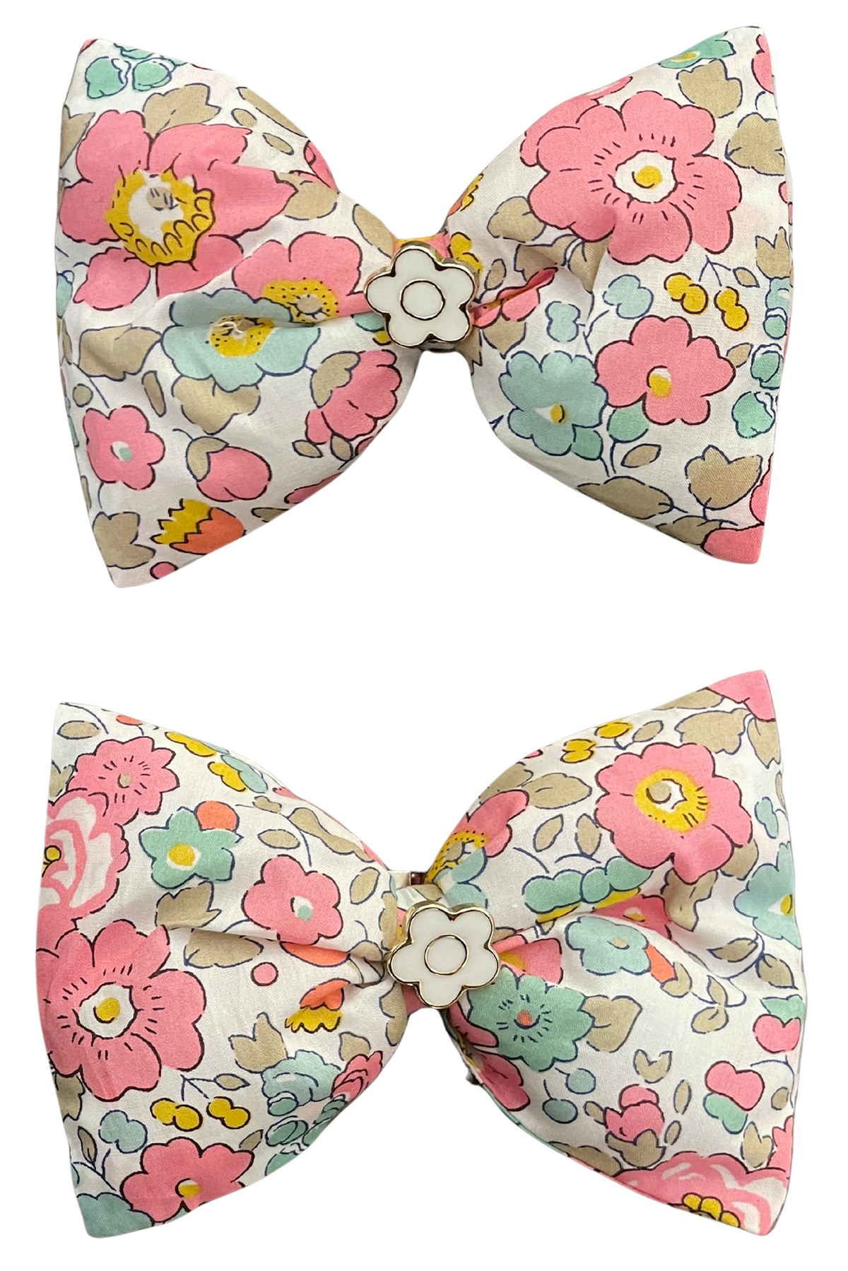OP X MQ Shoe Bows